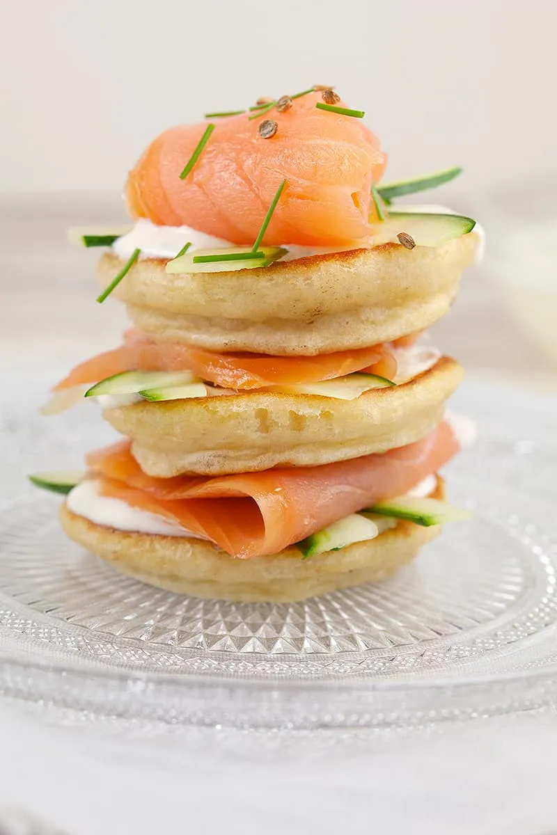 Blini's met gerookte zalm