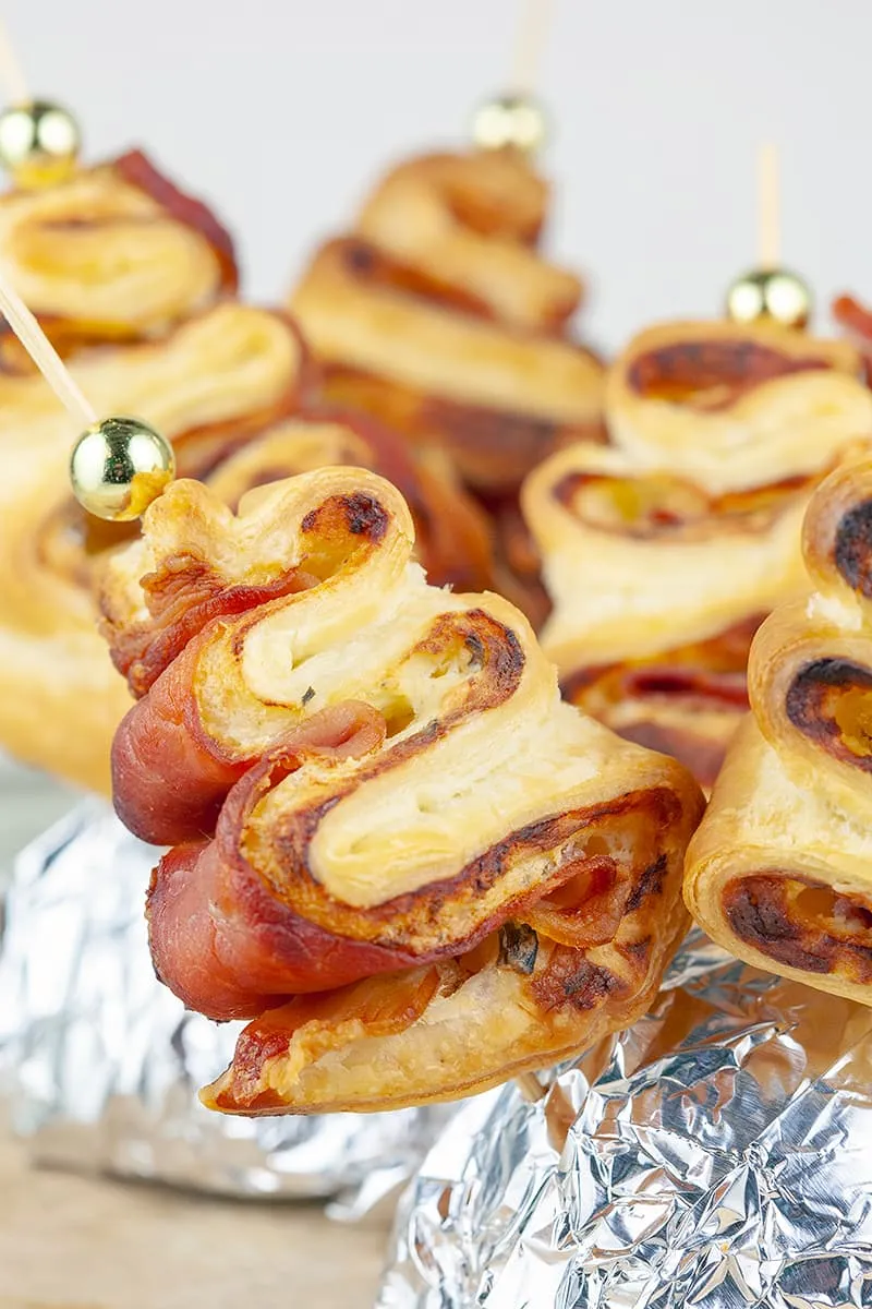 Mini bladerdeeg kerstboompjes