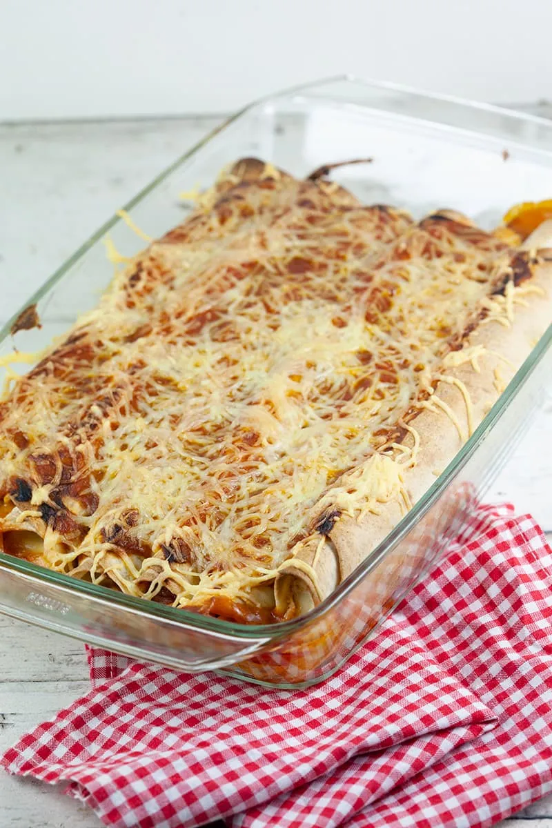 Enchiladas met kip en mozzarella
