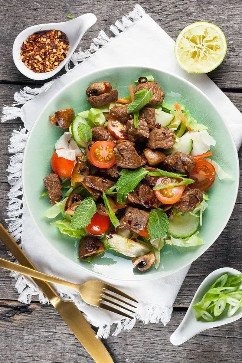 Thaise biefstuk salade
