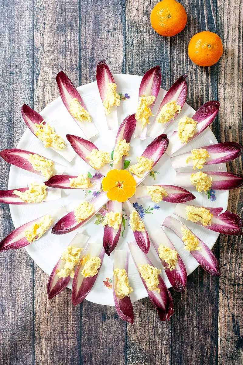 Witlofbootjes met kip kerrie