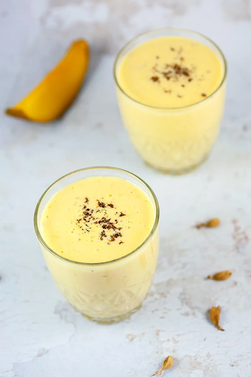 Mango lassi