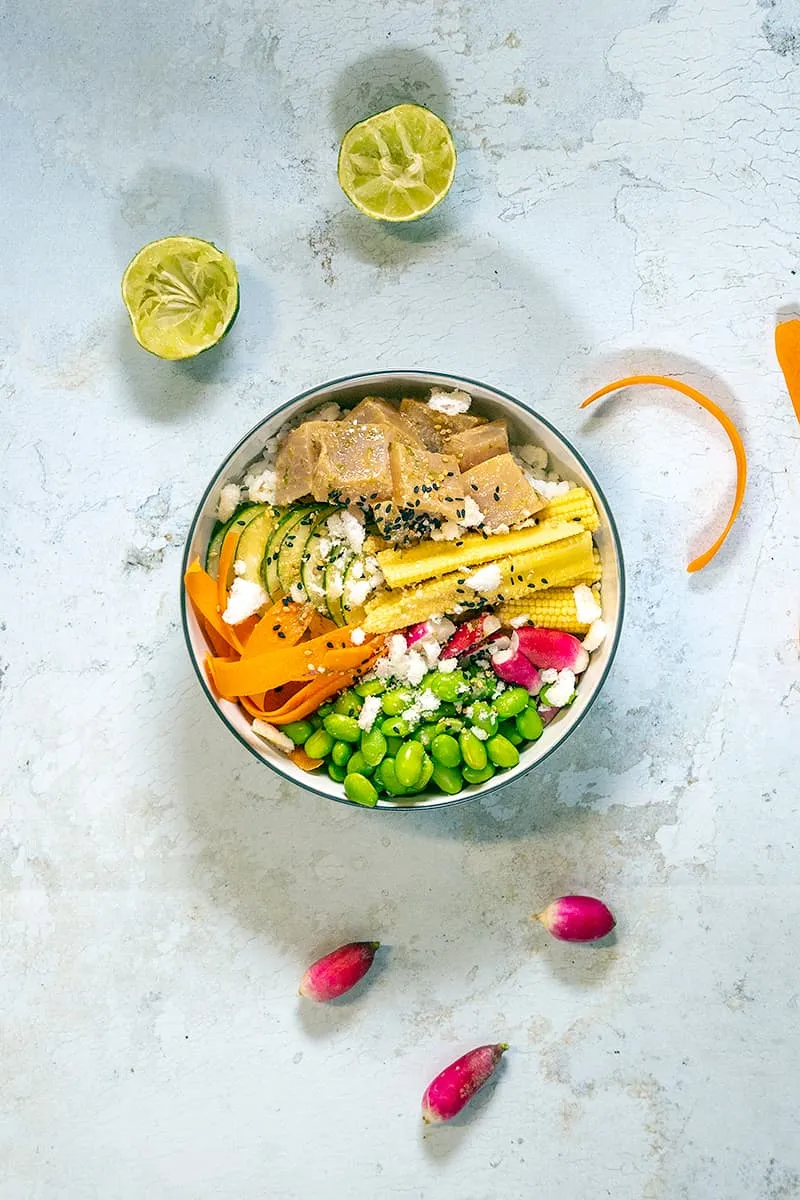 Poké bowl met tonijn