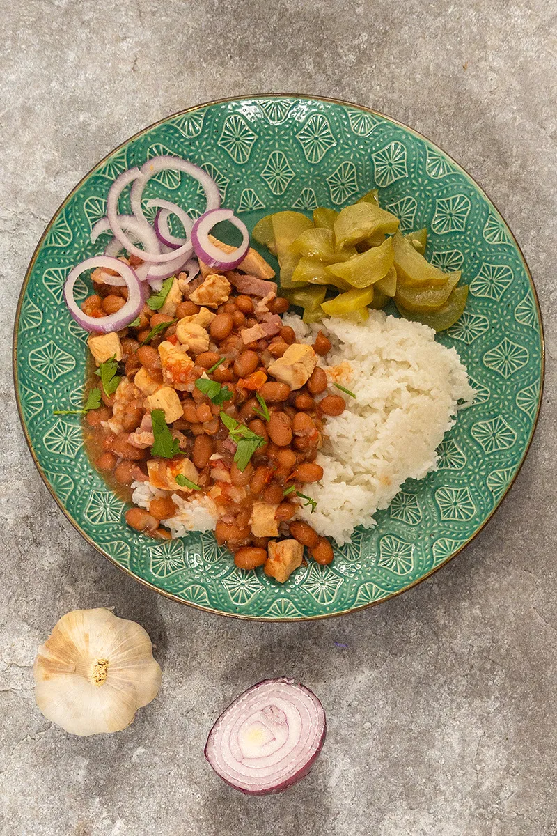 Surinaamse bruine bonen met rijst