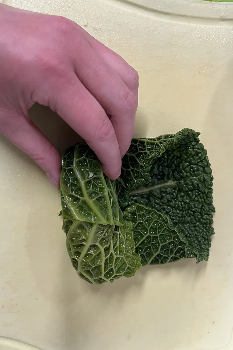 Gevulde koolrolletjes maken - stap 3