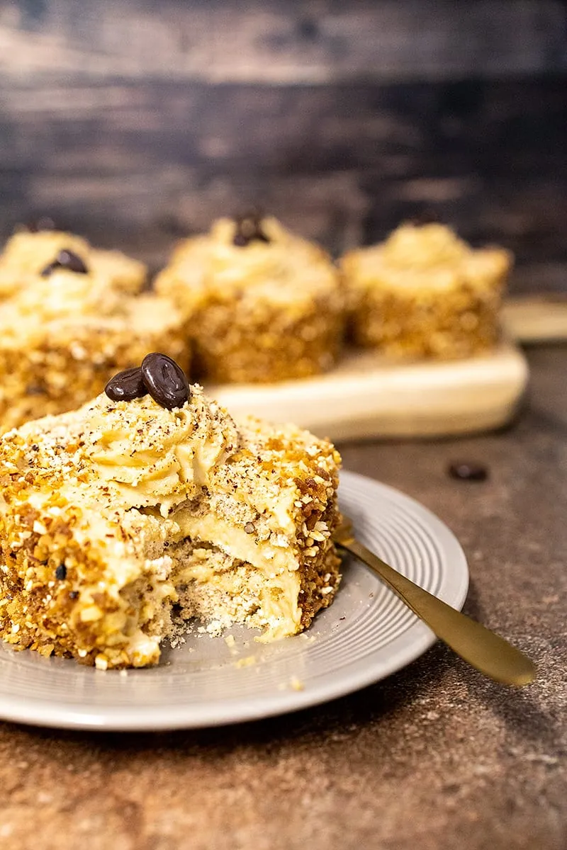 Mini mokka hazelnoot schuimgebakjes