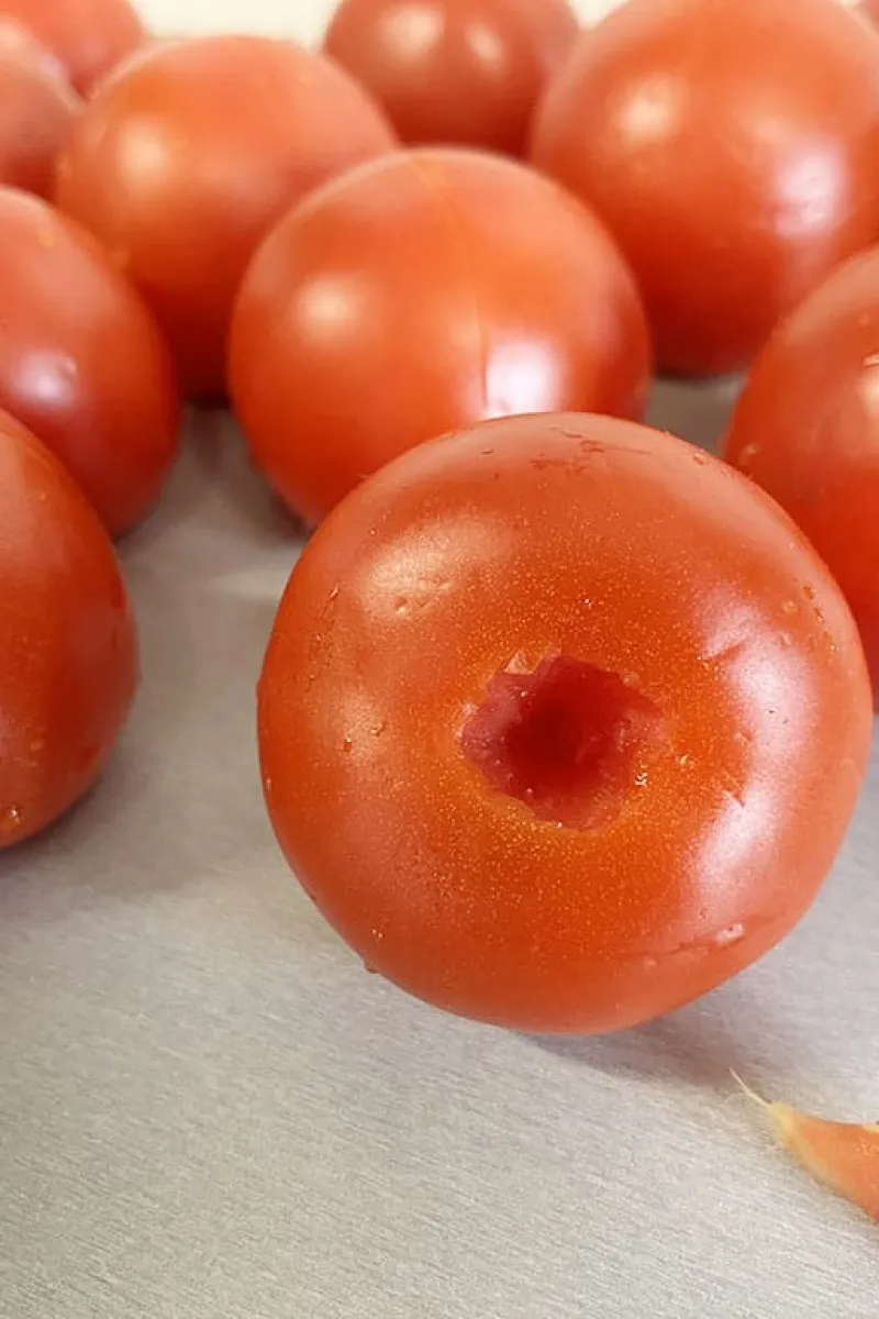 Tomaten ontvellen