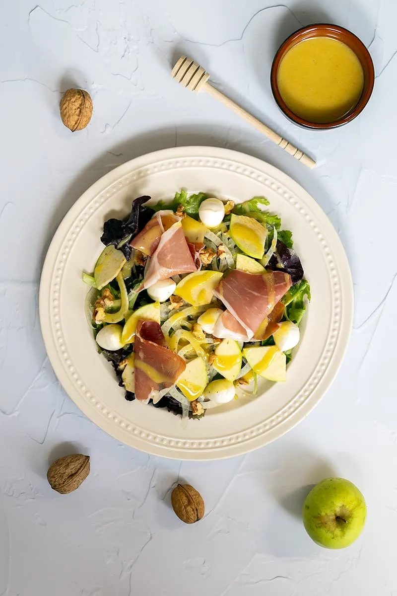 Venkelsalade met appel en ham