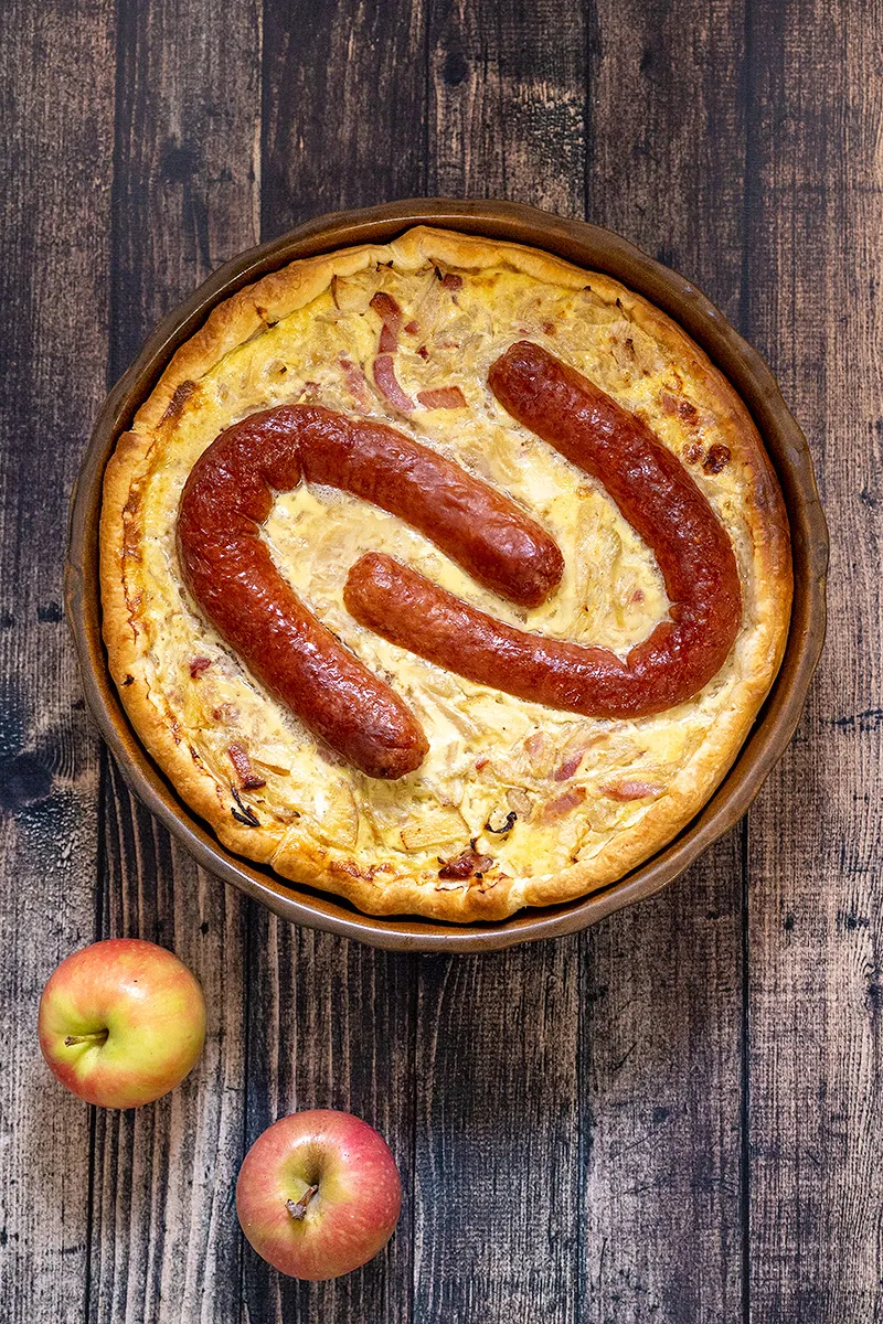 Zuurkoolquiche met rookworst