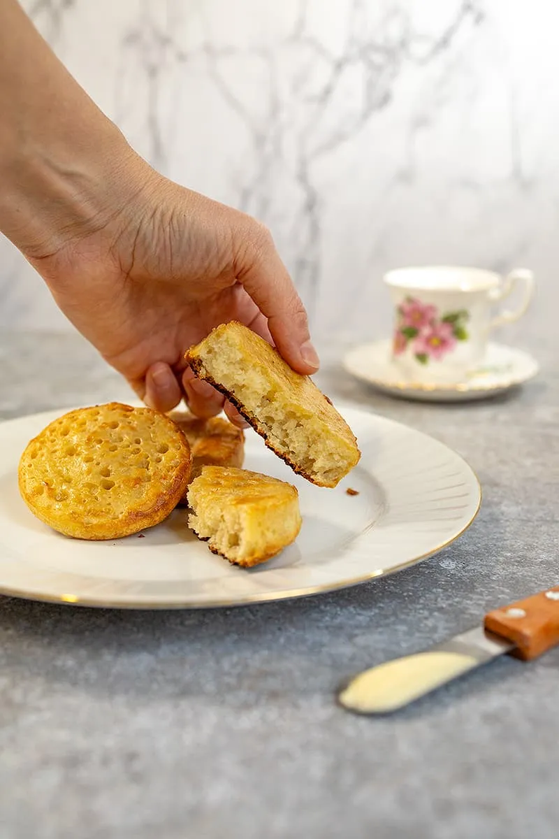 Engelse luchtige pannenkoekjes (Crumpets)
