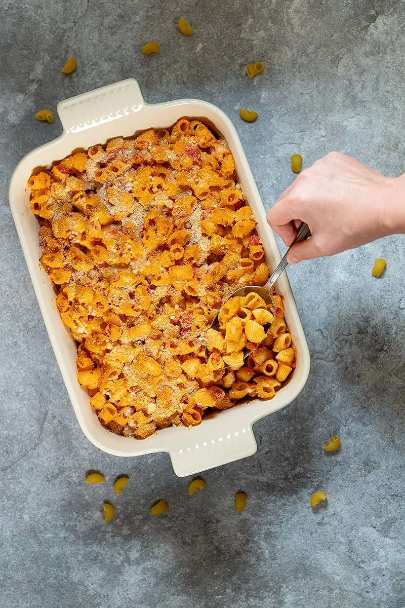 Ovenpasta met paprika en kaas