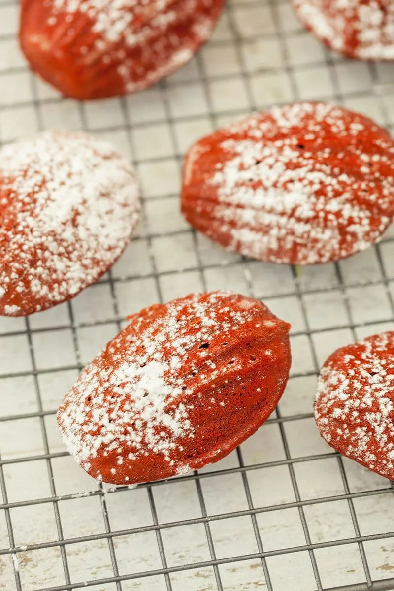 Red velvet madeleines