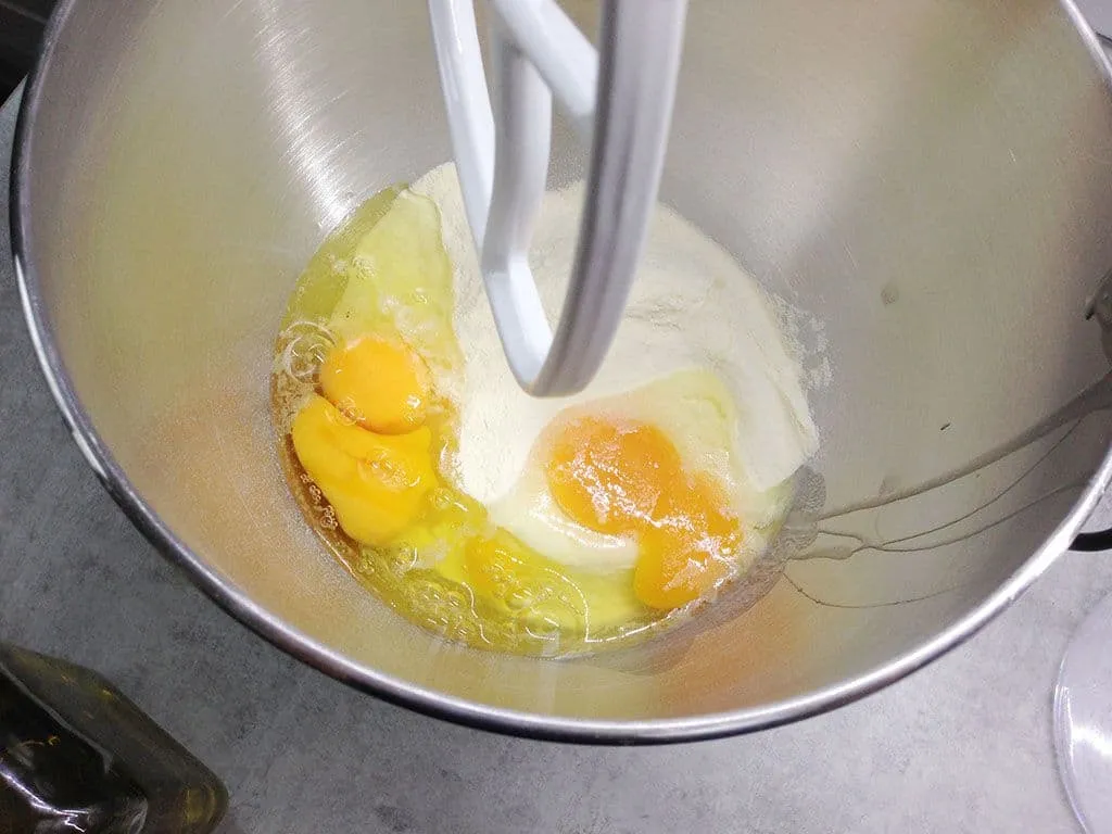 Pastadeeg maken (zelf pasta maken) - stap 1