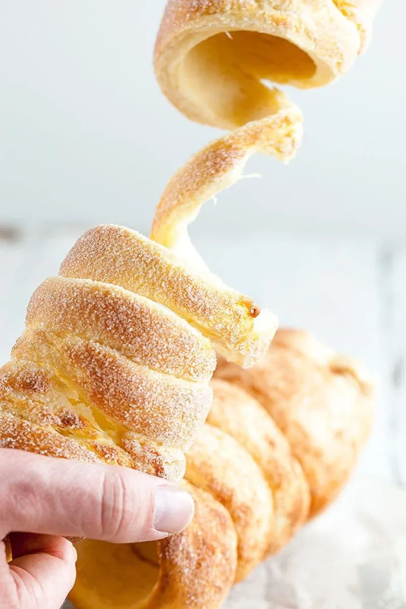 Hongaarse kurtos kalacs (schoorsteen-cakes)