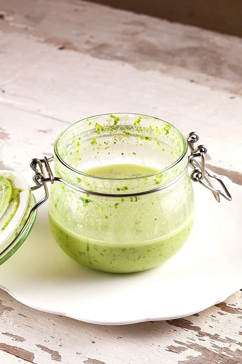 Groene tahini saladedressing