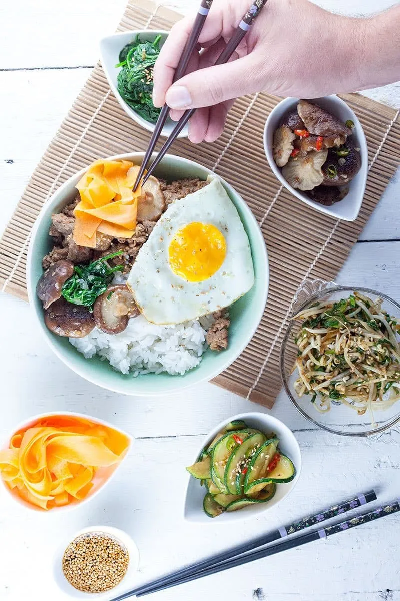 Bibimbap - Koreaanse rijst en groenten