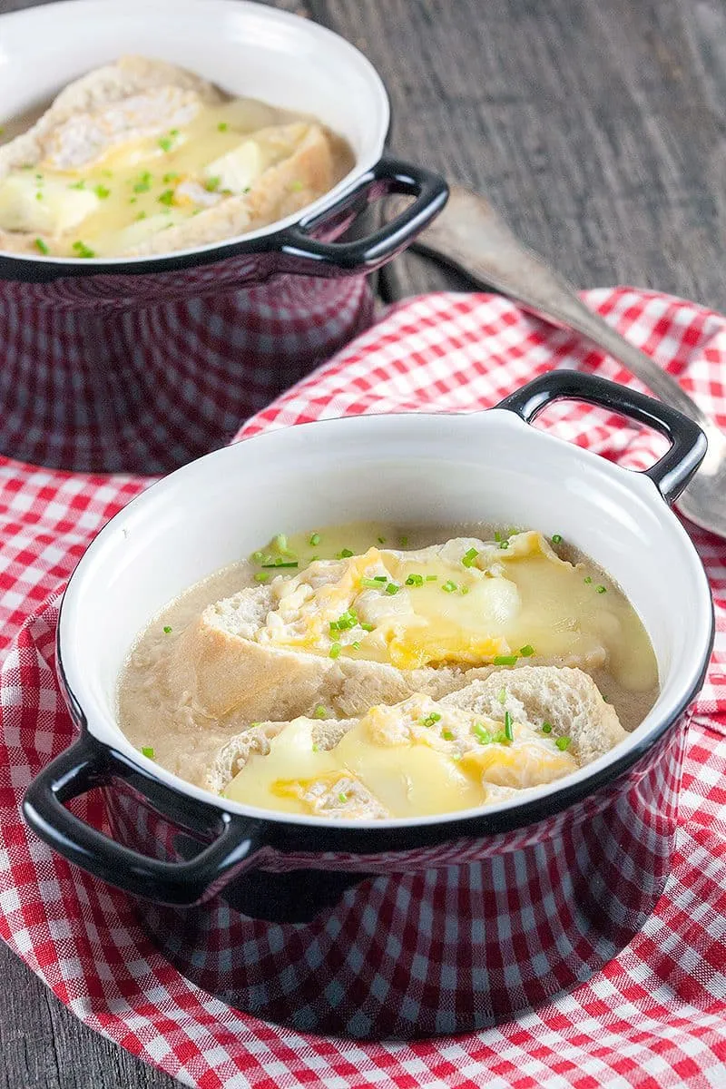 Bloemkoolsoep met zachte kaas