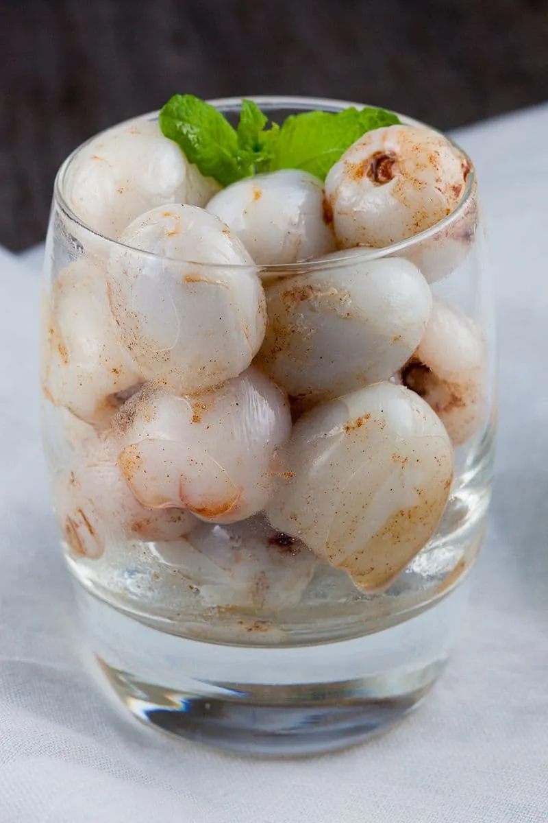 Gekarameliseerde lychees