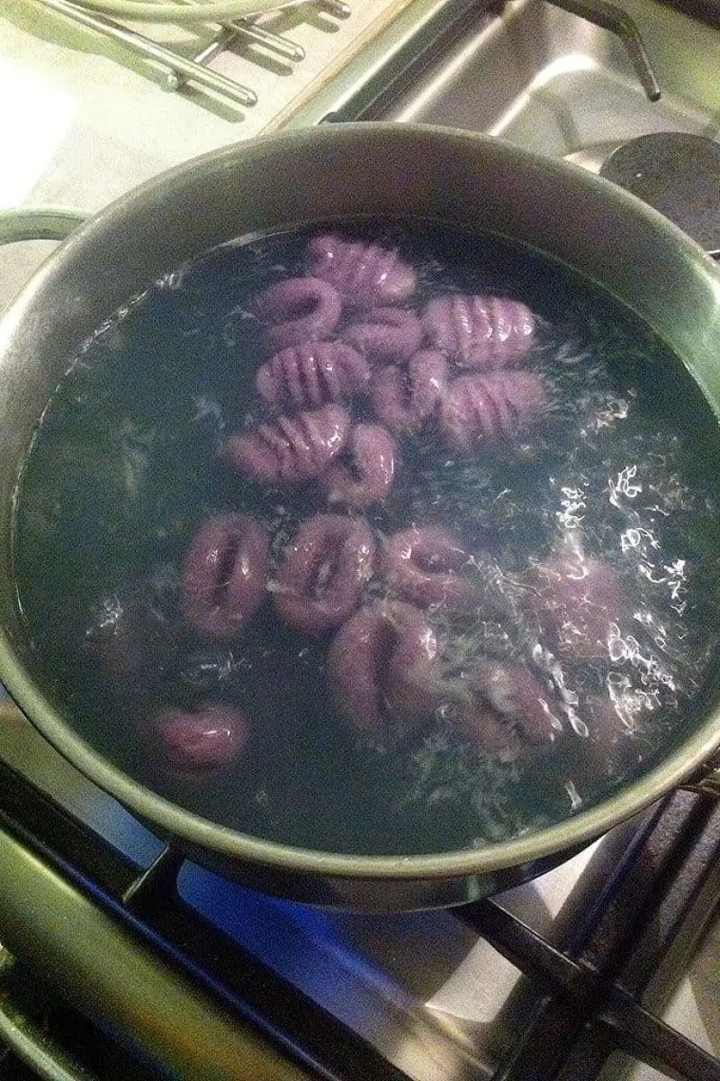 Truffelaardappel gnocchi koken