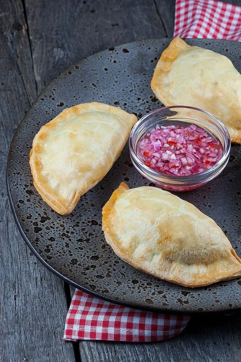 Empanadas met kip en chorizo