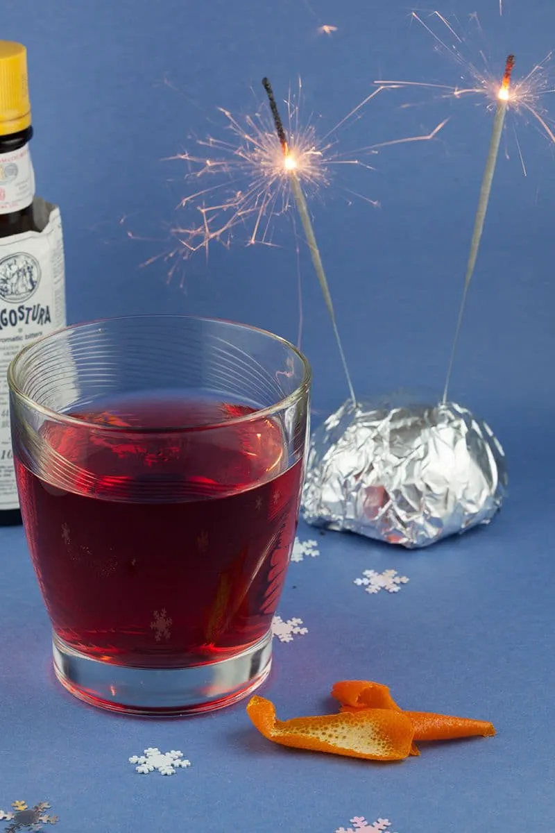 Rum en bitters cocktail