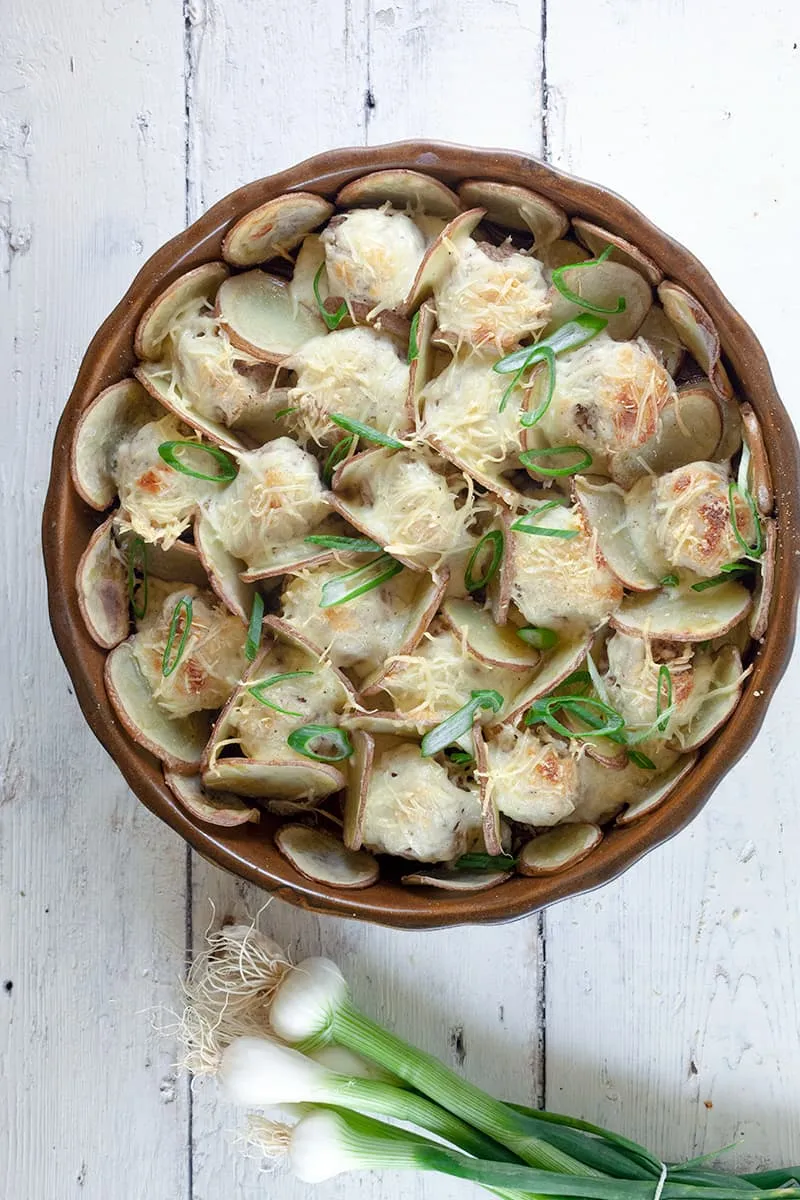 Gehaktballen met aardappels en bechamelsaus