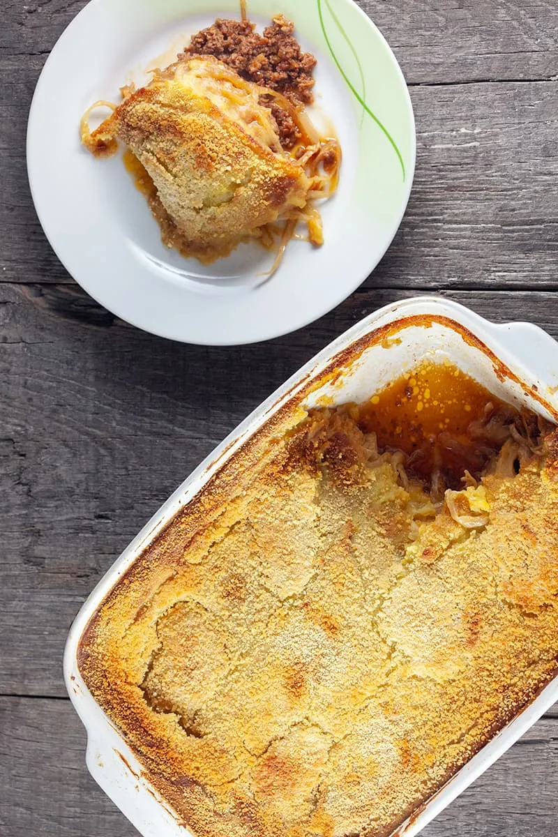 Kruidige zuurkoolschotel met banaan