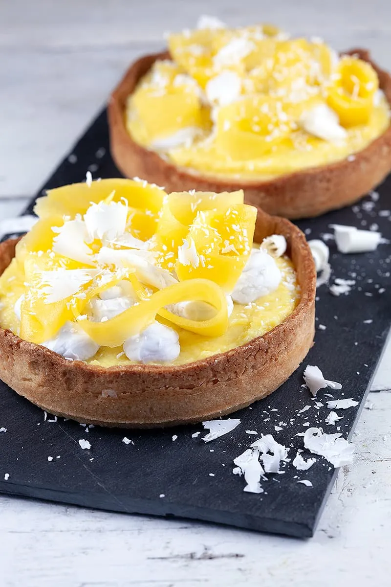 Kokos-mango tartelettes