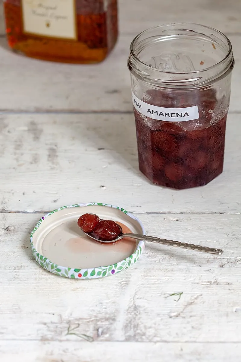 Zelfgemaakte amarena kersen