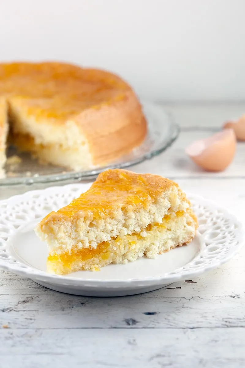 Luchtige cake met jam