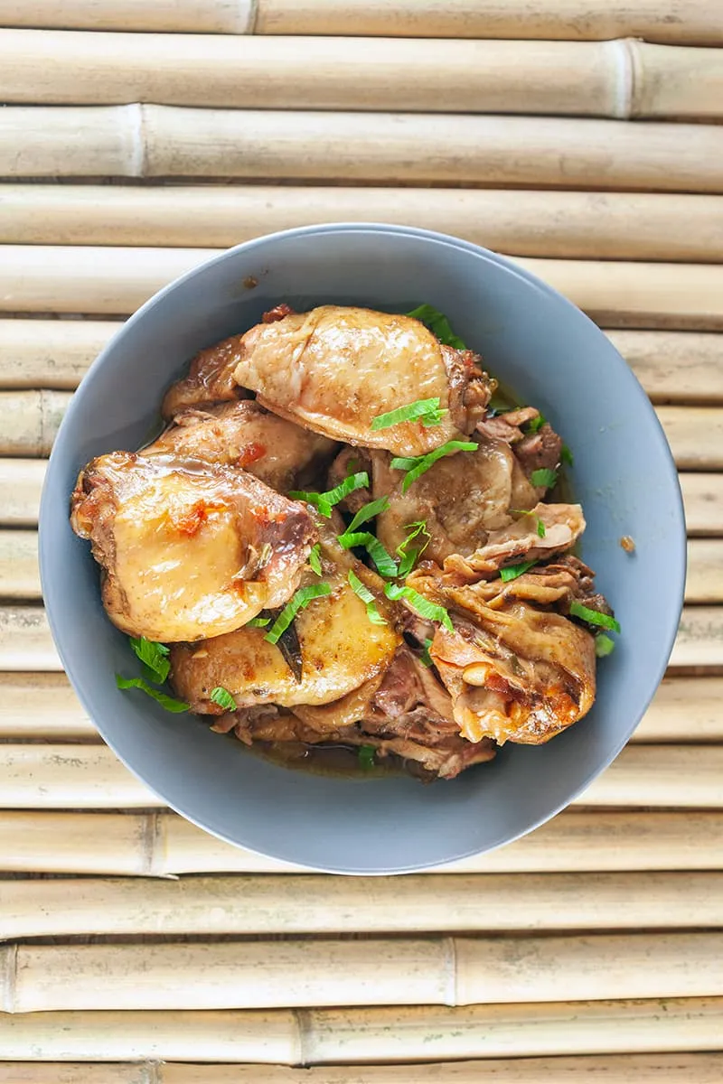 Surinaamse kippendijen uit de slowcooker