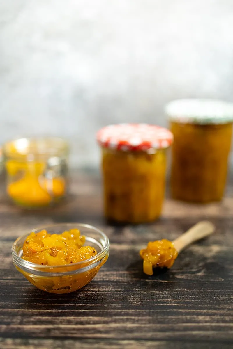 Indiase mango chutney - zoetzure chutney met kruiden