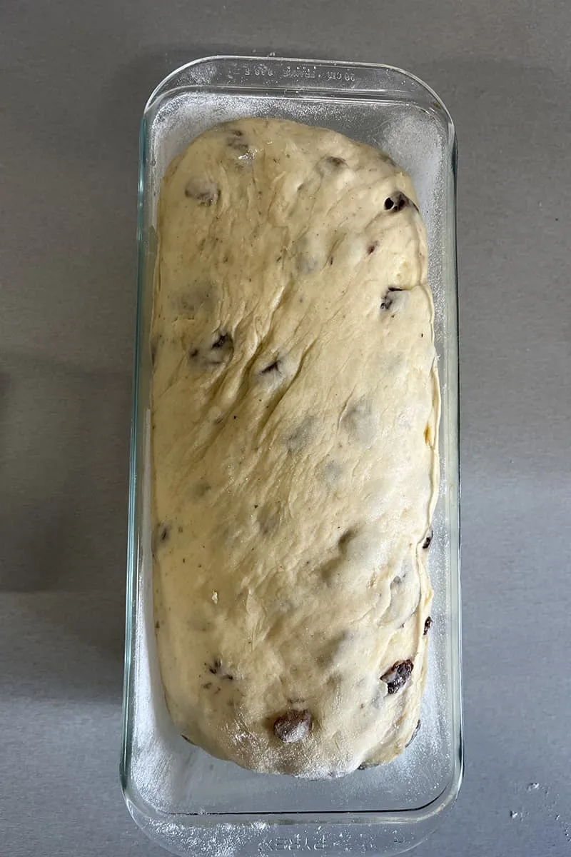 Krentenbrood bakken recept voorbereiding - stap 2