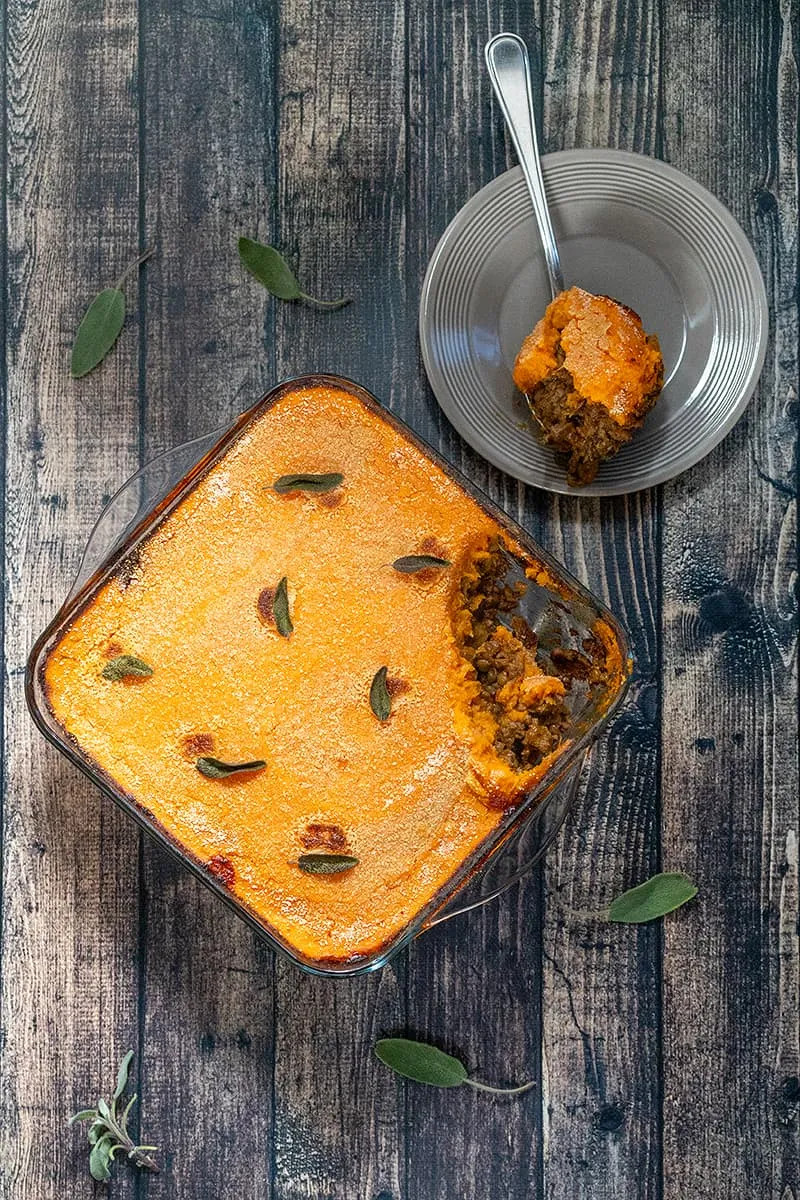 Ovenschotel met gehakt en zoete aardappelpuree