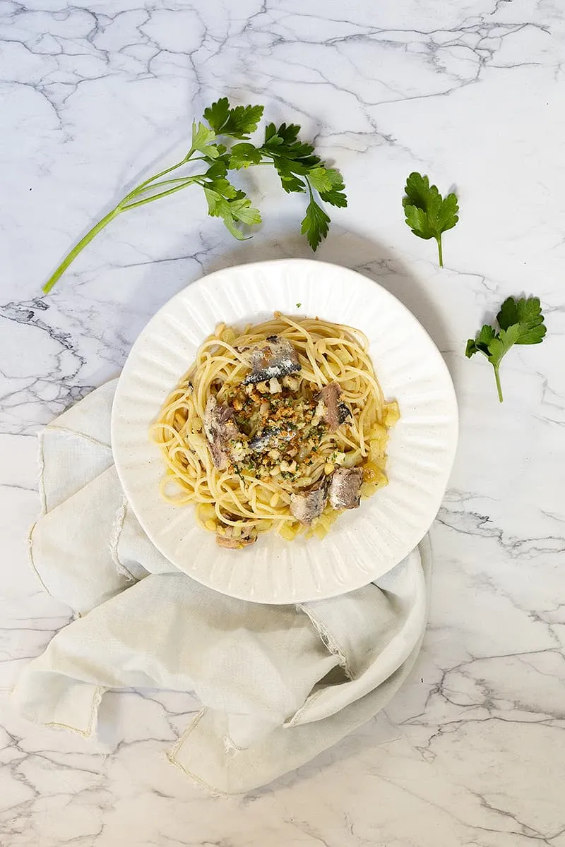 Pasta con le sarde - Siciliaanse pasta met sardines en venkel