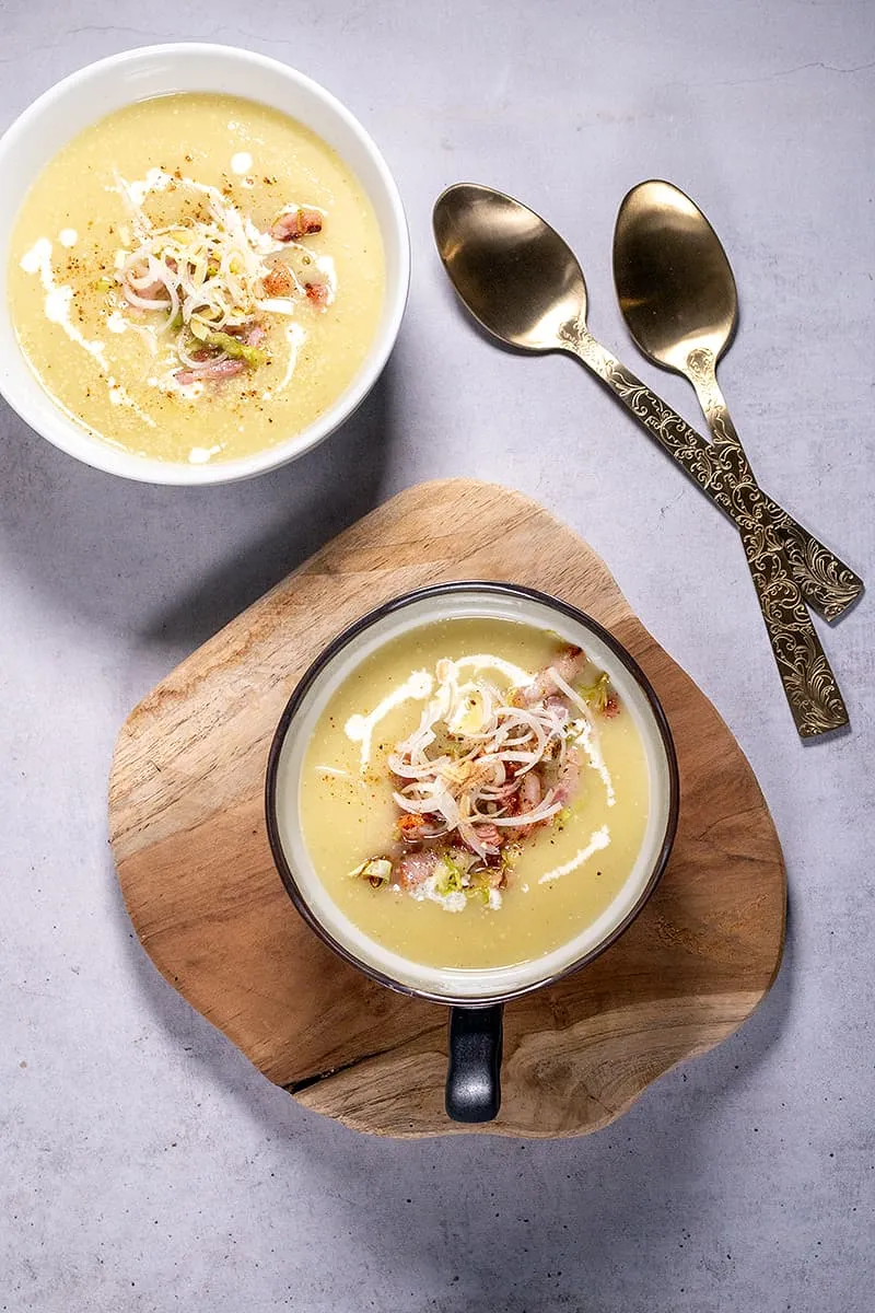 Spitskoolsoep met spekjes