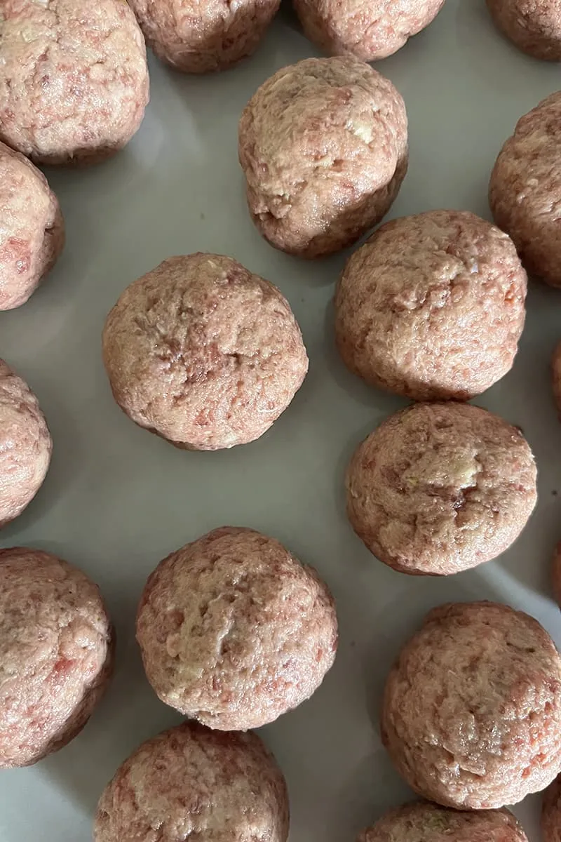 Bakso balletjes maken