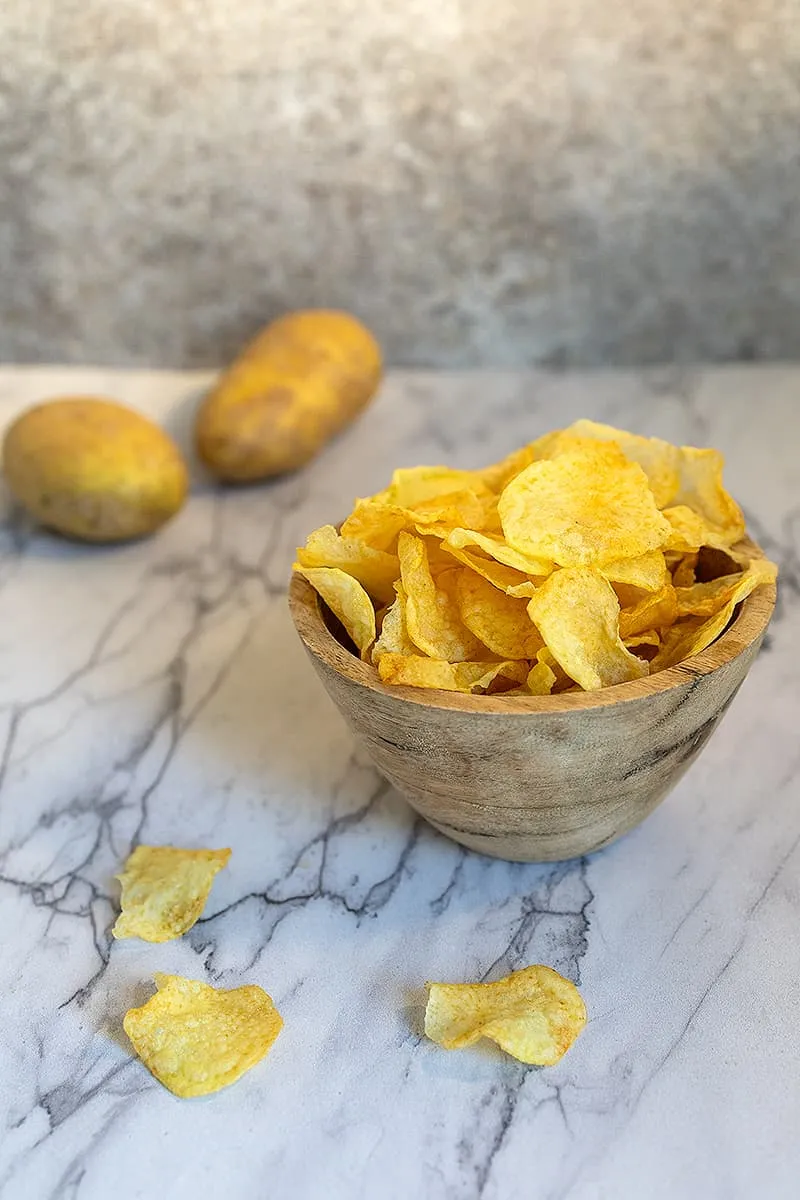 Chips bakken in de airfryer - extra krokante chips