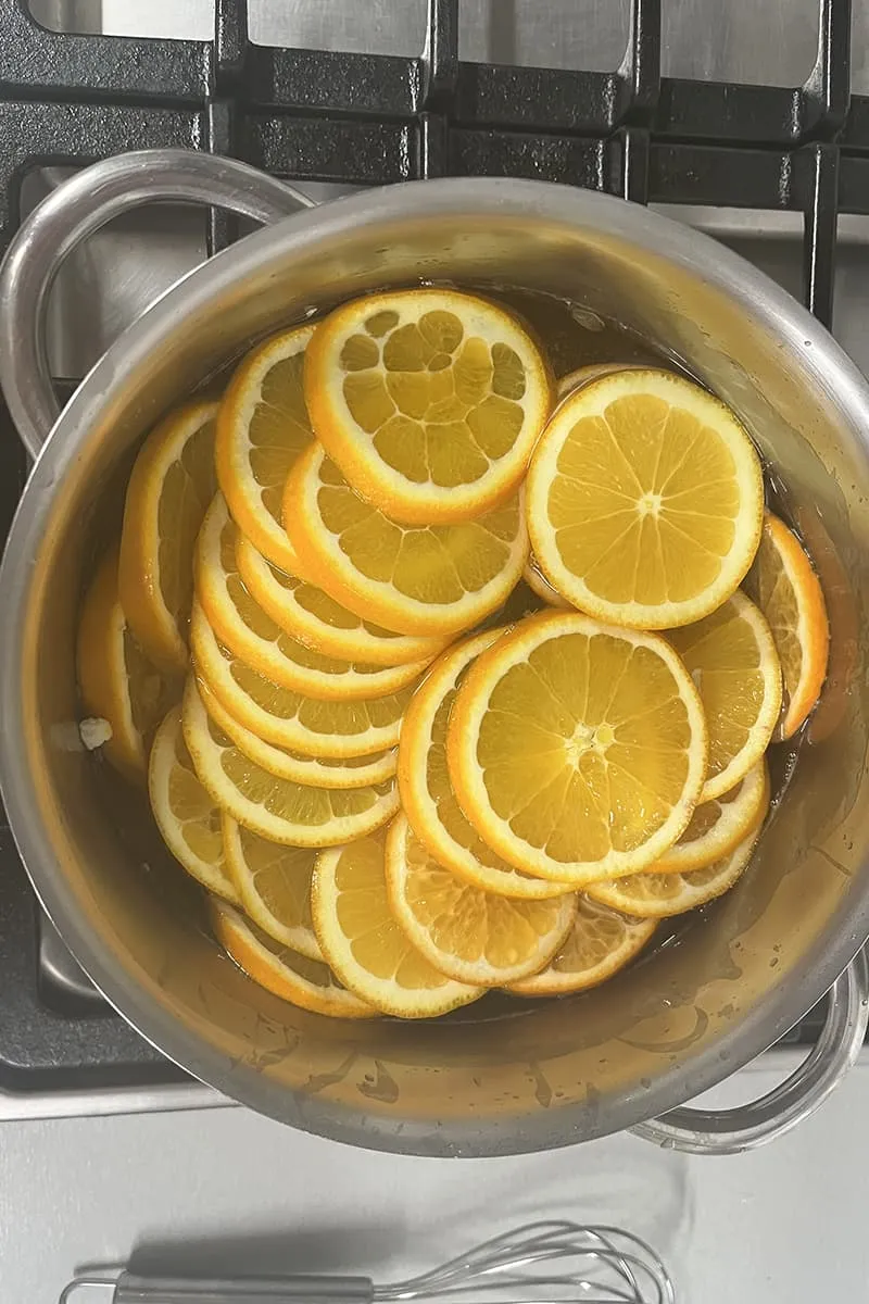 Gekonfijte sinaasappel met chocolade voorbereiding - stap 1