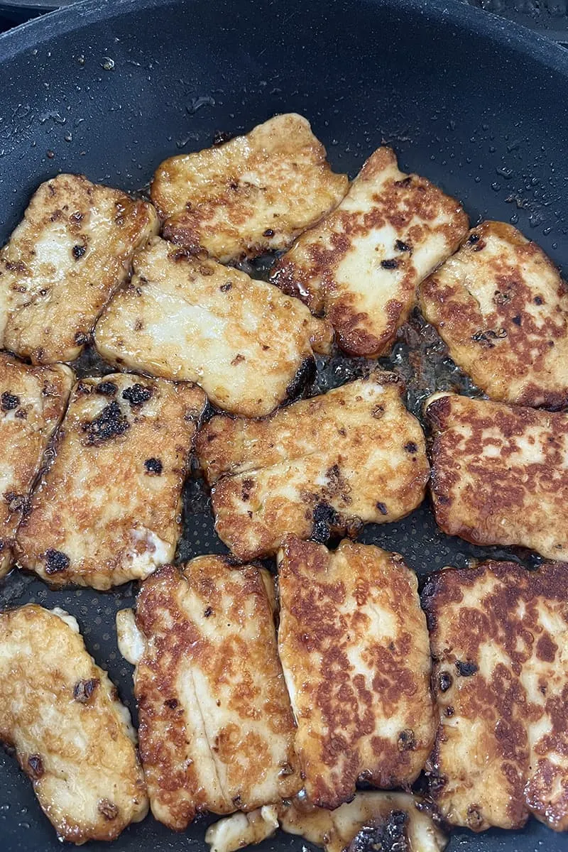 Halloumi wraps met gegrilde groenten en chipotle saus bereiding