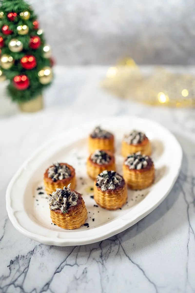 Mini pasteitjes met champignons - makkelijke vegetarische hapjes