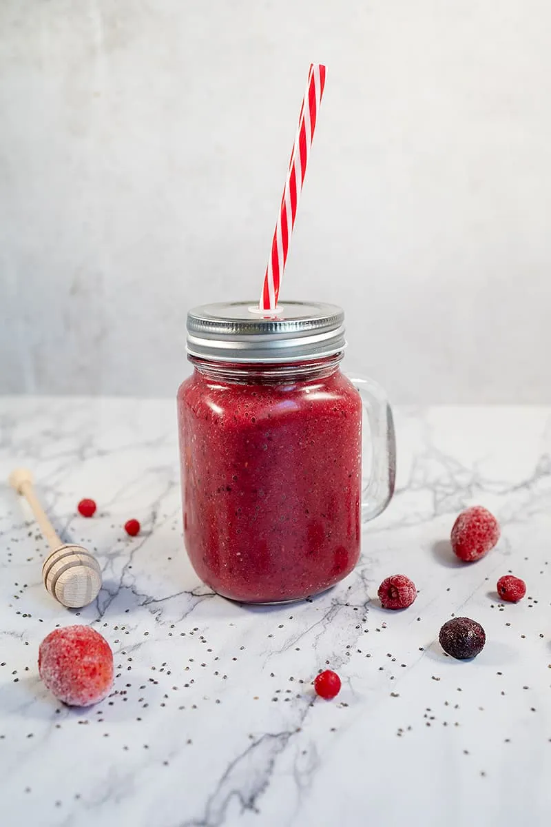 Rood fruit smoothie - een frisse zomerse smoothie