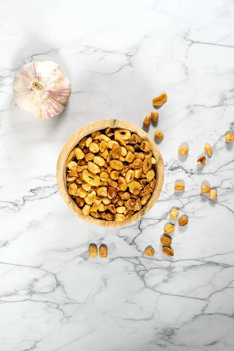 Katjang bawang - gebakken knoflook-pinda's