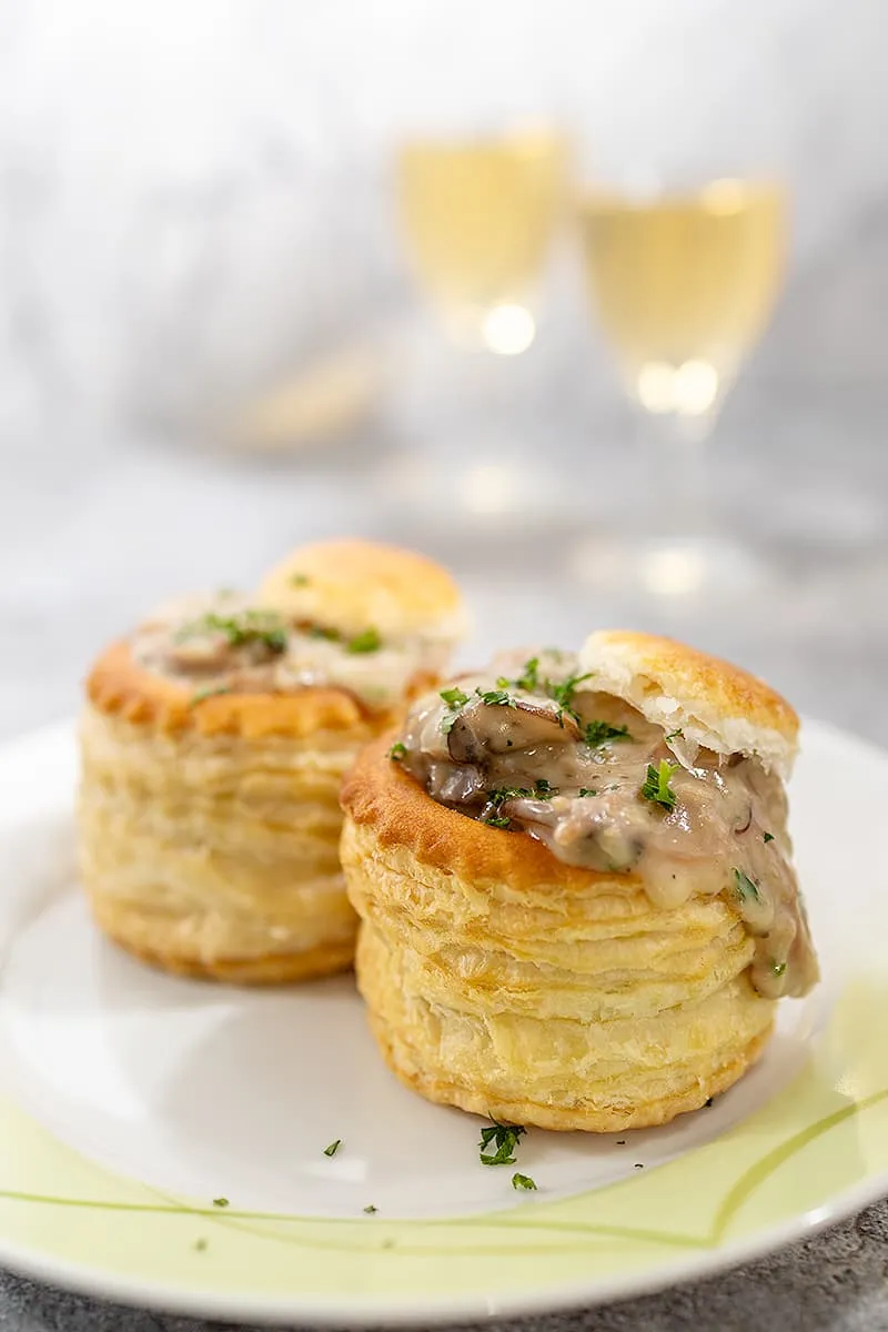 Pasteitjes met eend en champignons