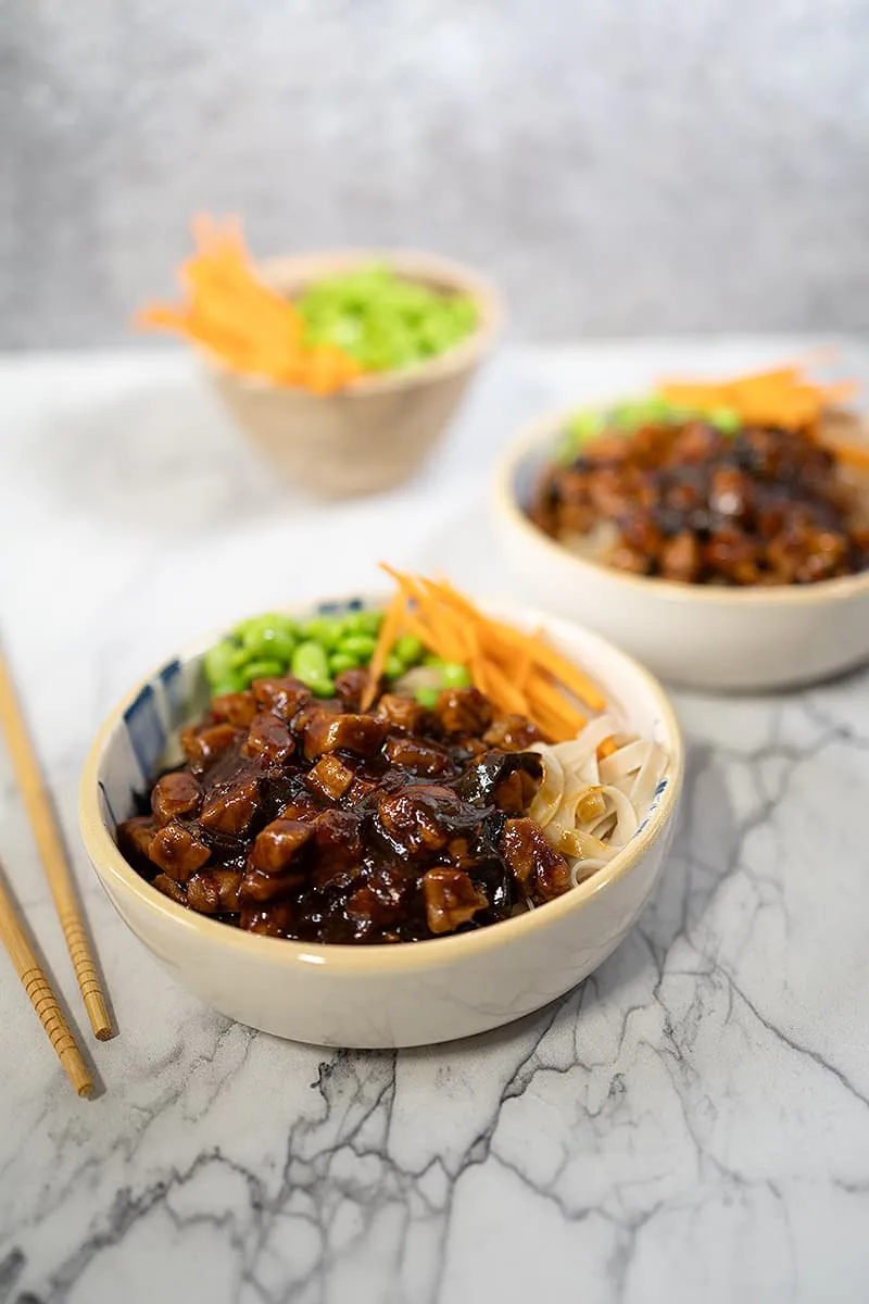 Zelfgemaakte zha jiang mian