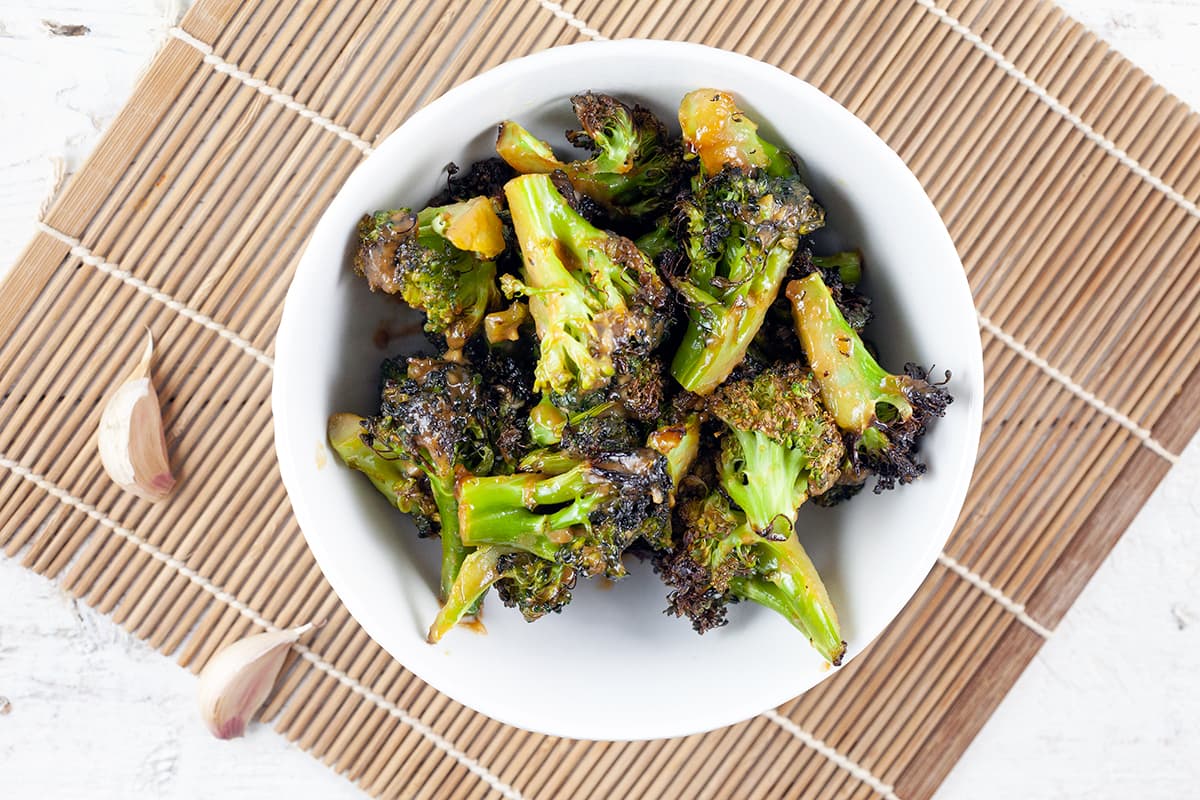 Geroosterde broccoli met miso