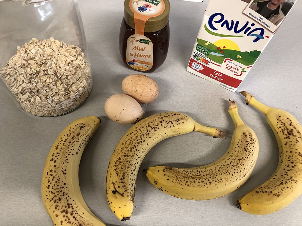 Havermout pannenkoeken met banaan ingrediënten