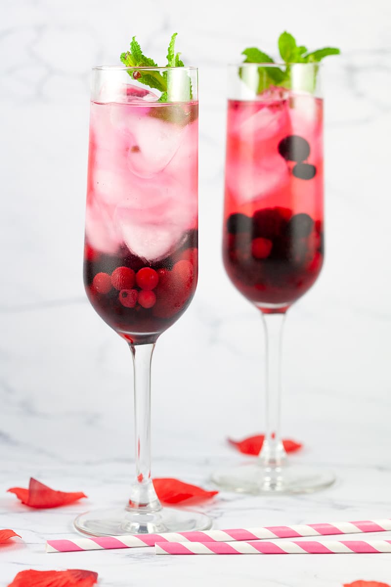 Roze cocktail voor Valentijnsdag