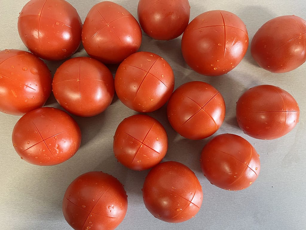 Tomaten ontvellen - stap 1