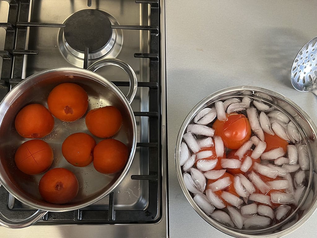 Tomaten ontvellen - stap 3